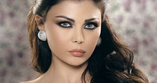 هيفاء وهبي مستاءة من الـ(طيران الشرق الارسط) والسبب؟