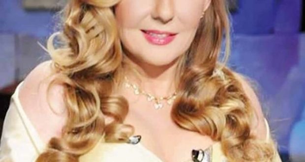 ناديا الجندي تكشف عن عمرها الحقيقي