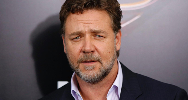 راسل كرو يبيع مقتنياته لتسديد نفقات طلاقه