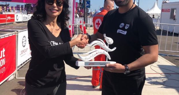 ناجي اسطا يستلم درع تقديري من ماراتون بيروت